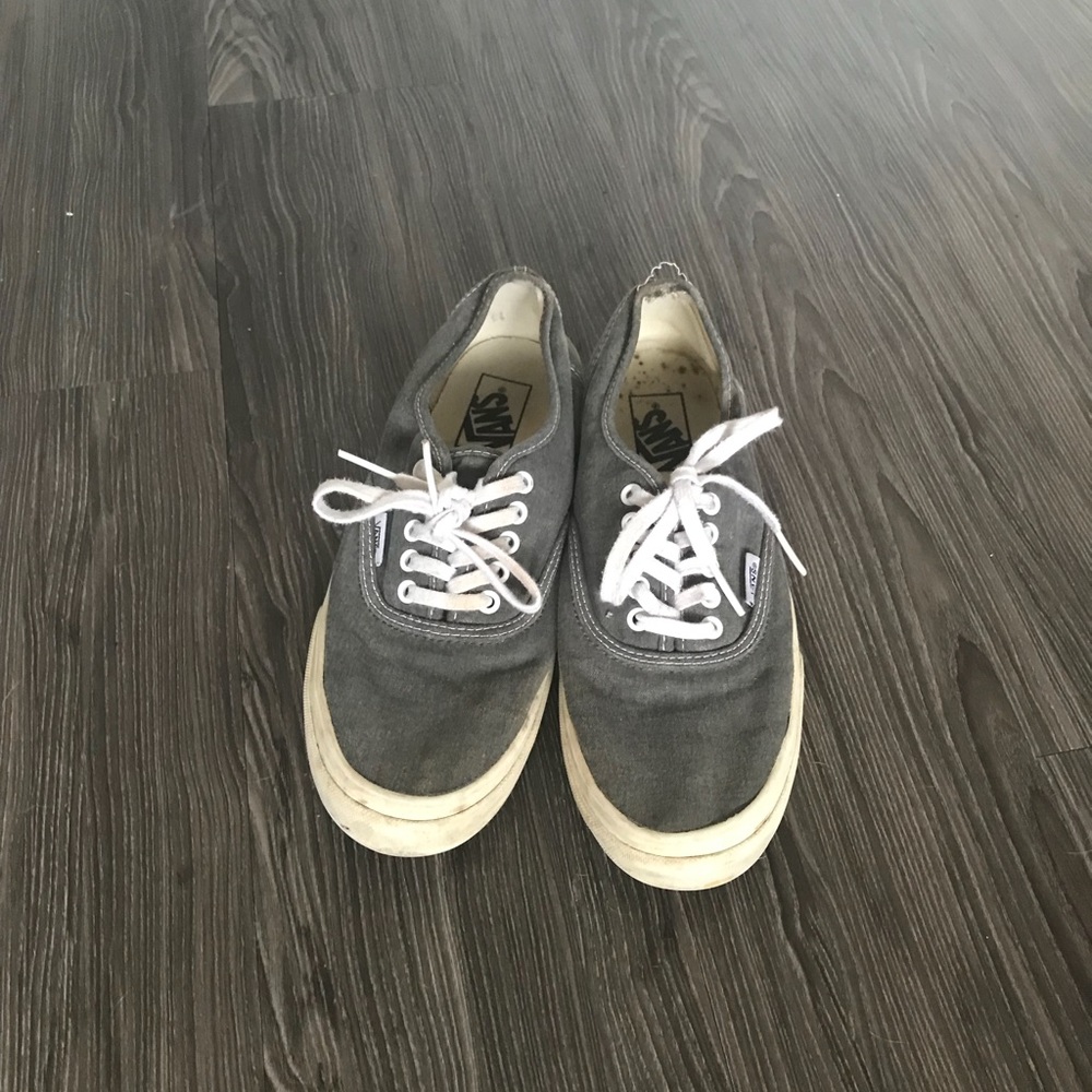 Vans authentic